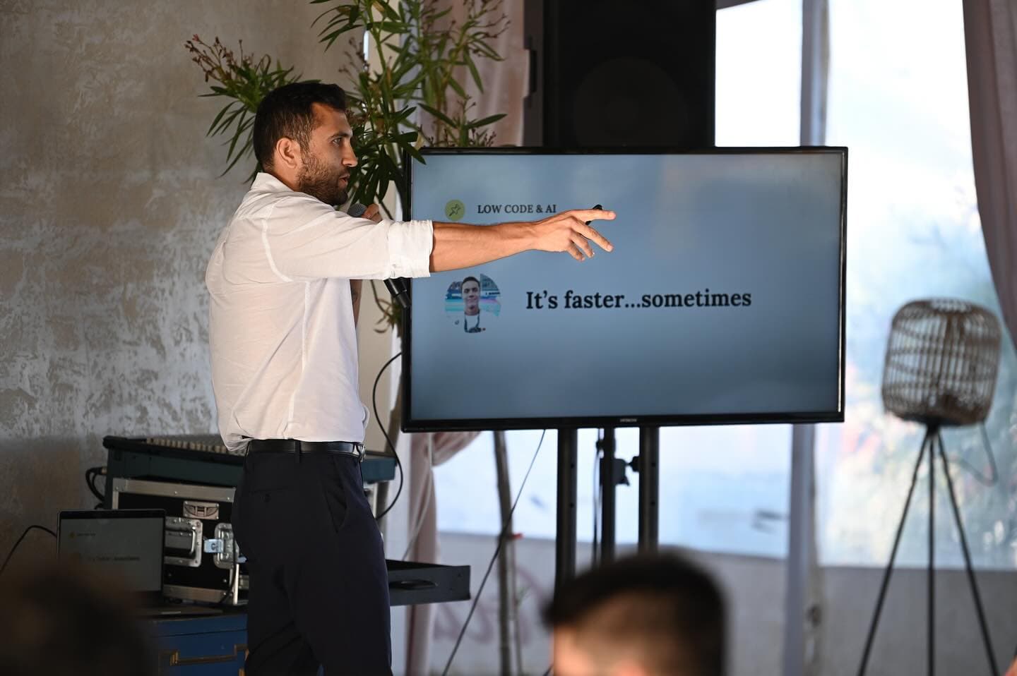 A new Supabase Meetup in Constanța: connections and smart solutions born on the beach